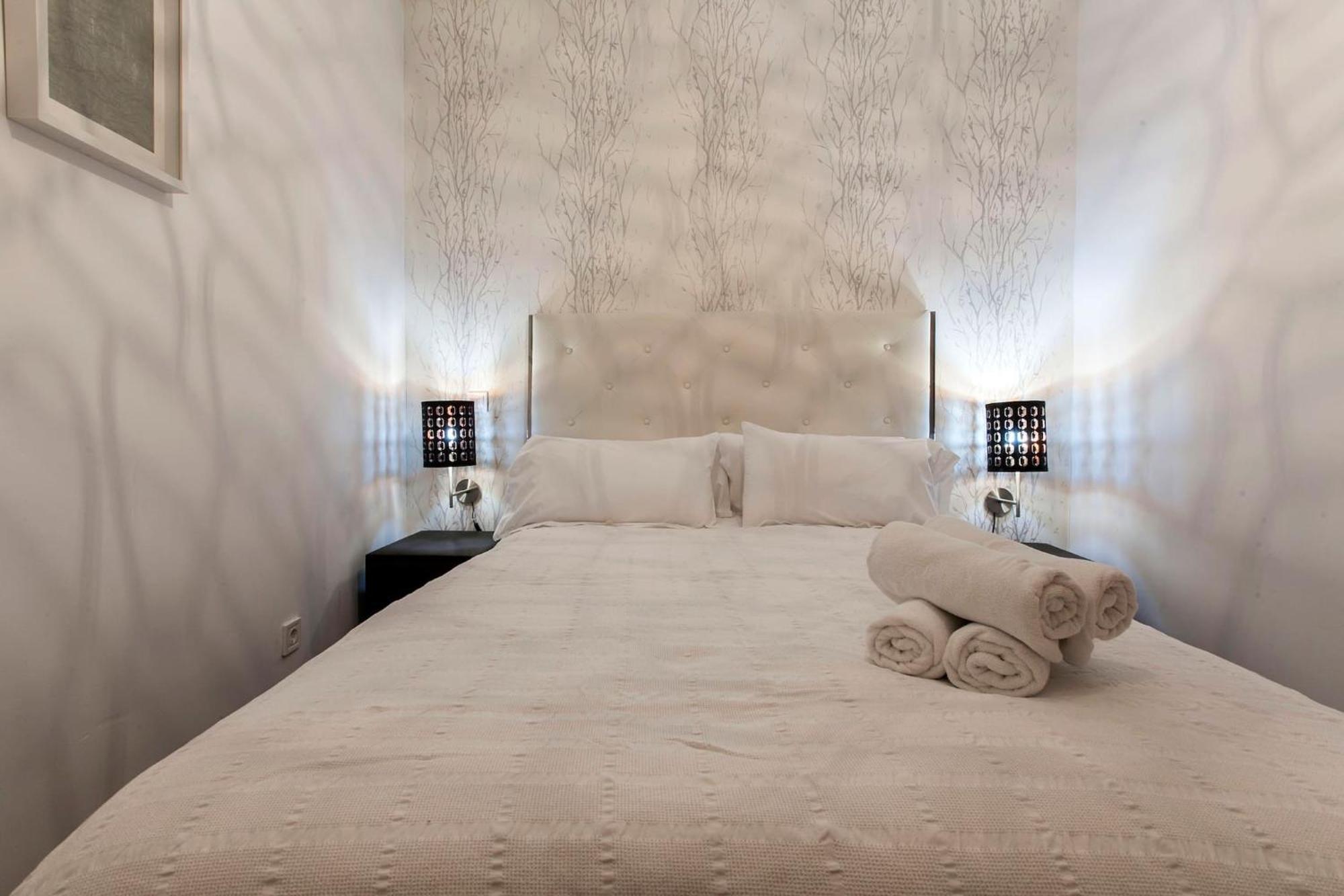 Apartamentos Day Madrid Callao Centro Gran Via Sol Malasana 외부 사진