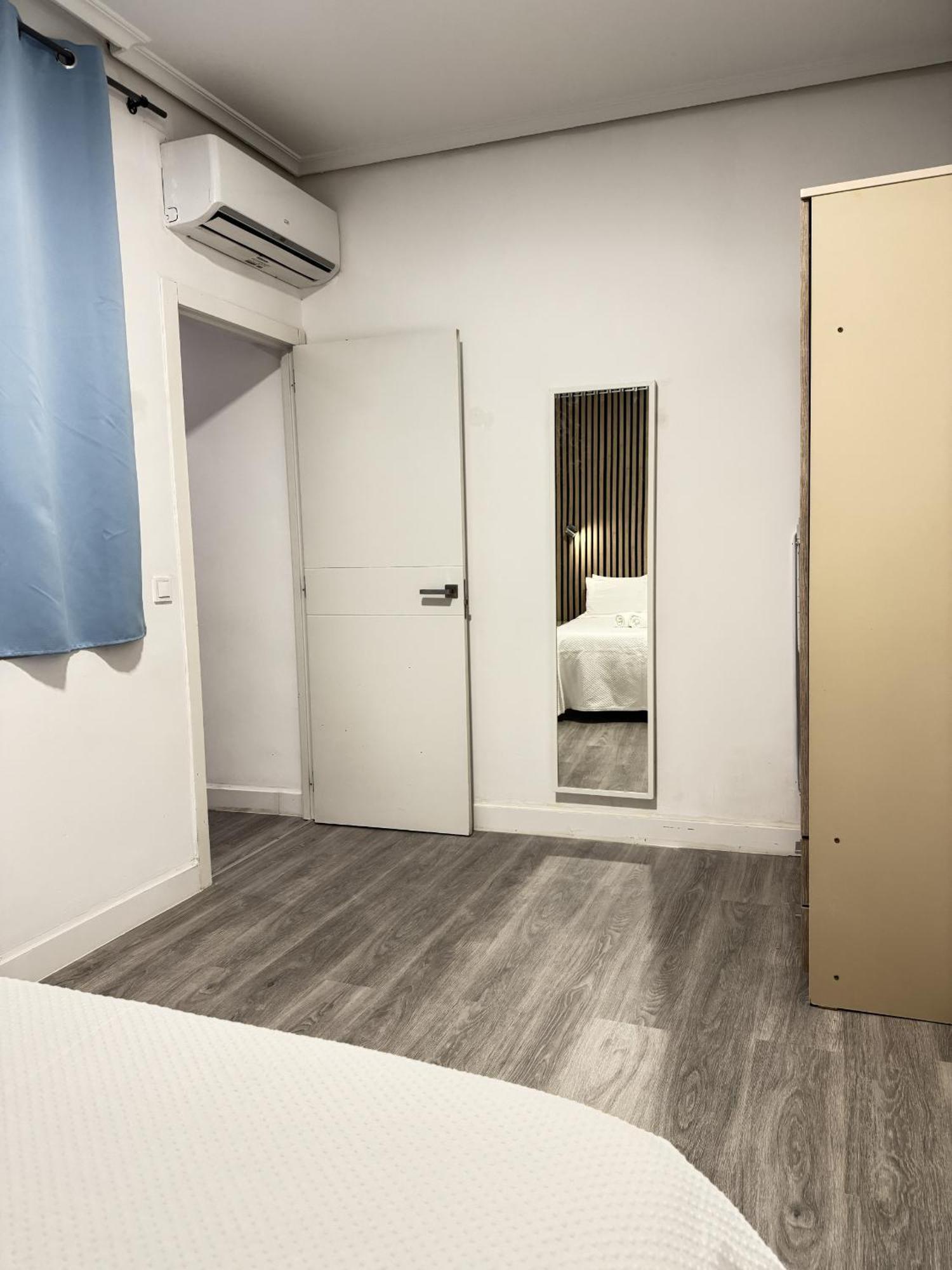 Apartamentos Day Madrid Callao Centro Gran Via Sol Malasana 외부 사진